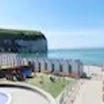Holiday home In Near & Cliffs *