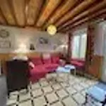 In Near & Cliffs Holiday home *